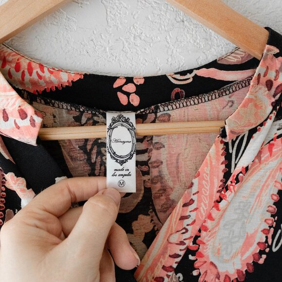 Honeyme Blouse Size Medium Black Pink Paisley Floral Print Tunic Top Made in USA - Picture 2 of 7